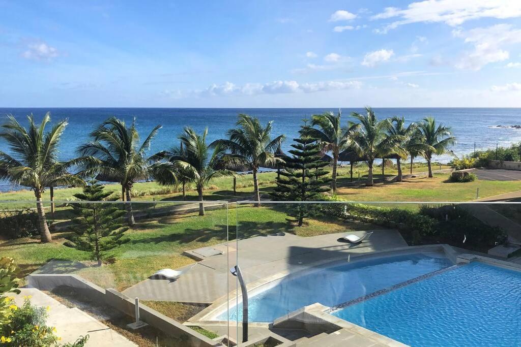 Magnificent Sea-View Apartment Flic en Flac Exterior foto